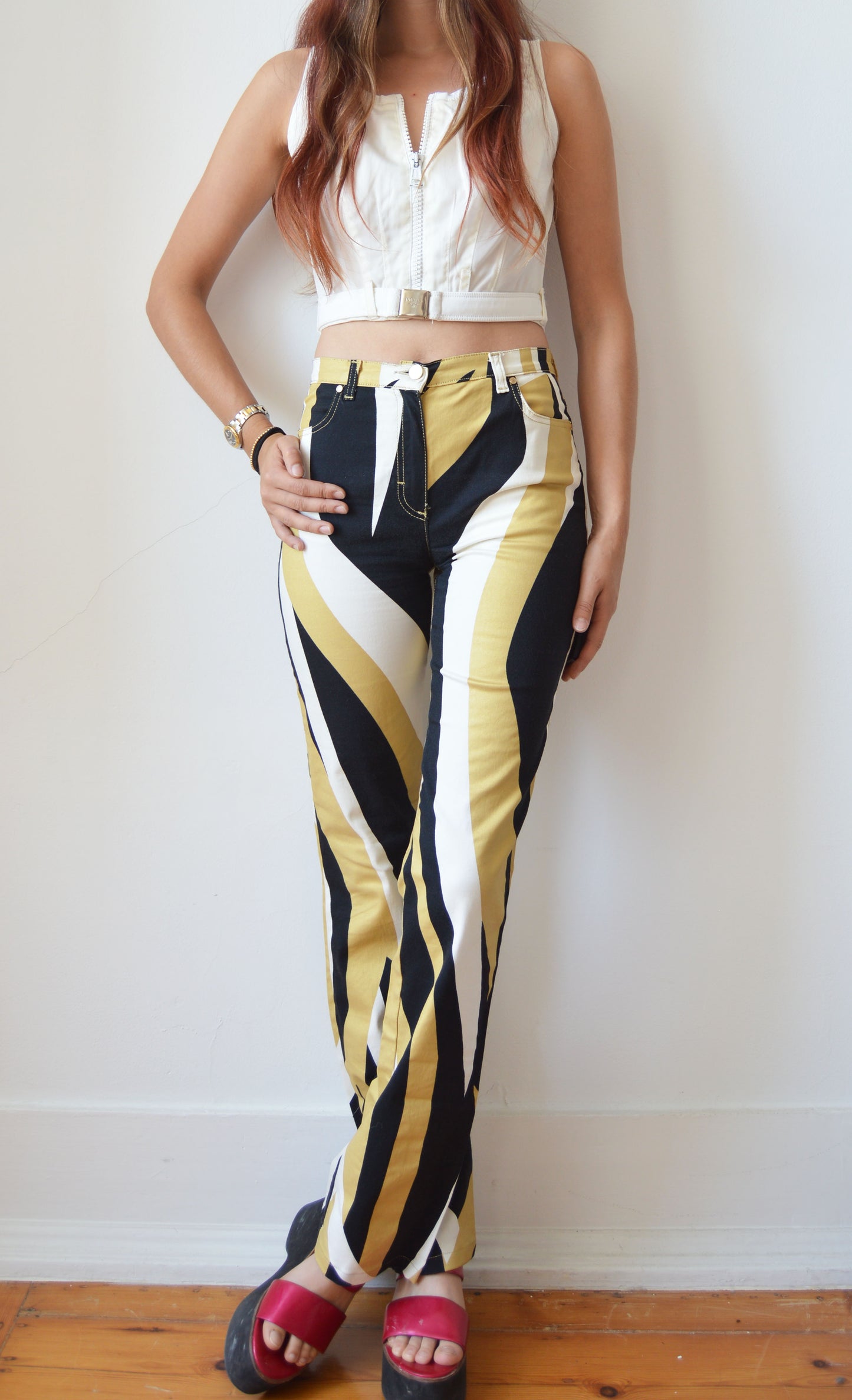 vintage iceberg ss 2001 black beige white patterned jeans