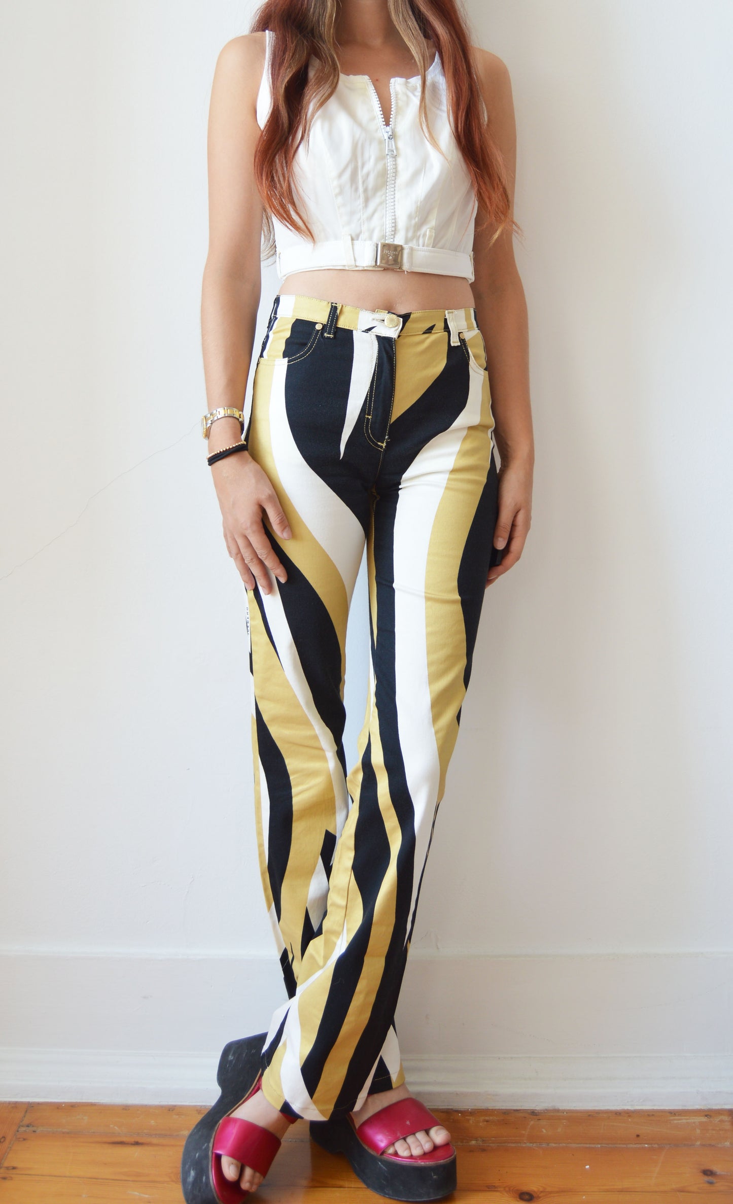 vintage iceberg ss 2001 black beige white patterned jeans