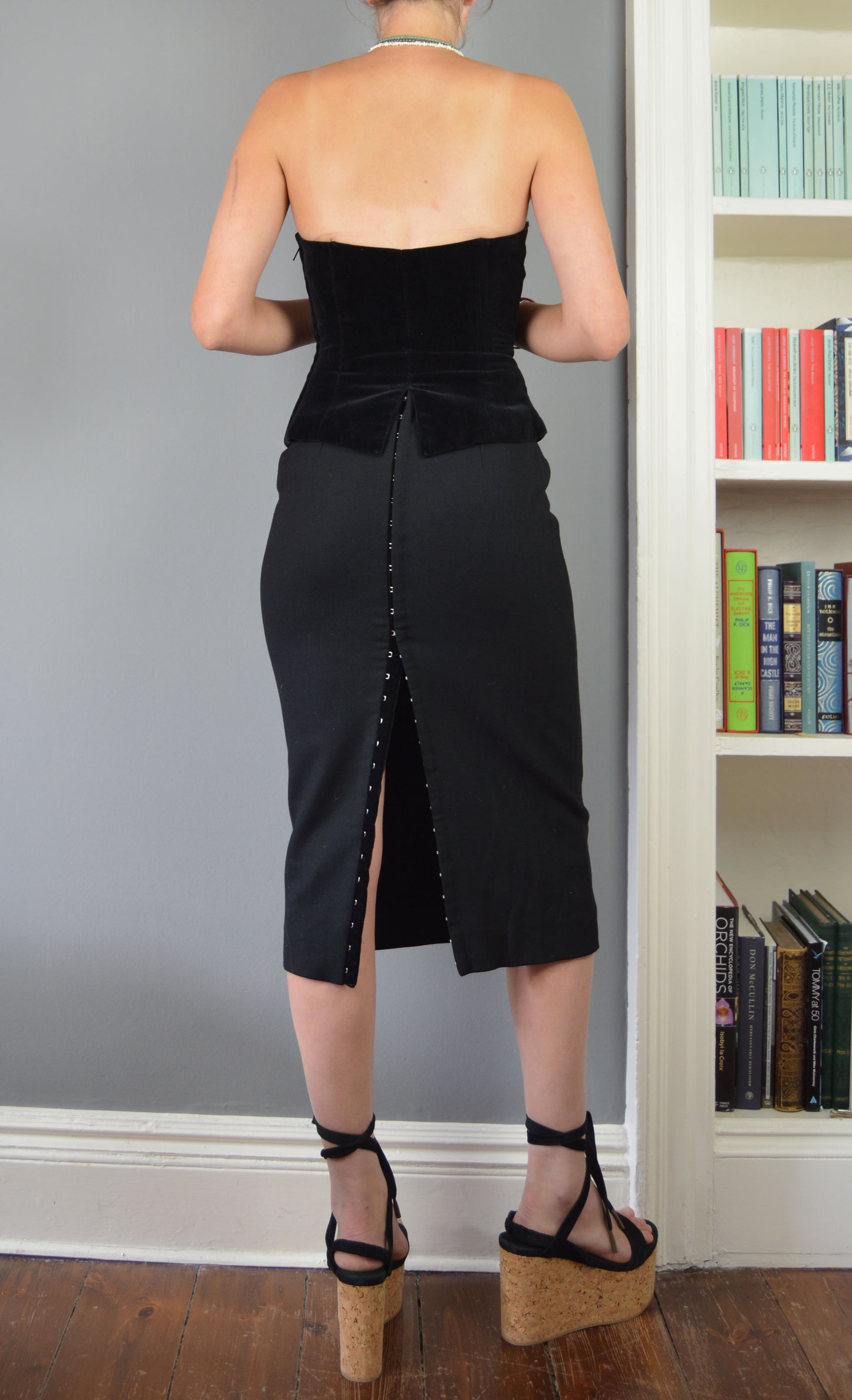 Vintage Dolce & Gabbana Black Pencil Skirt