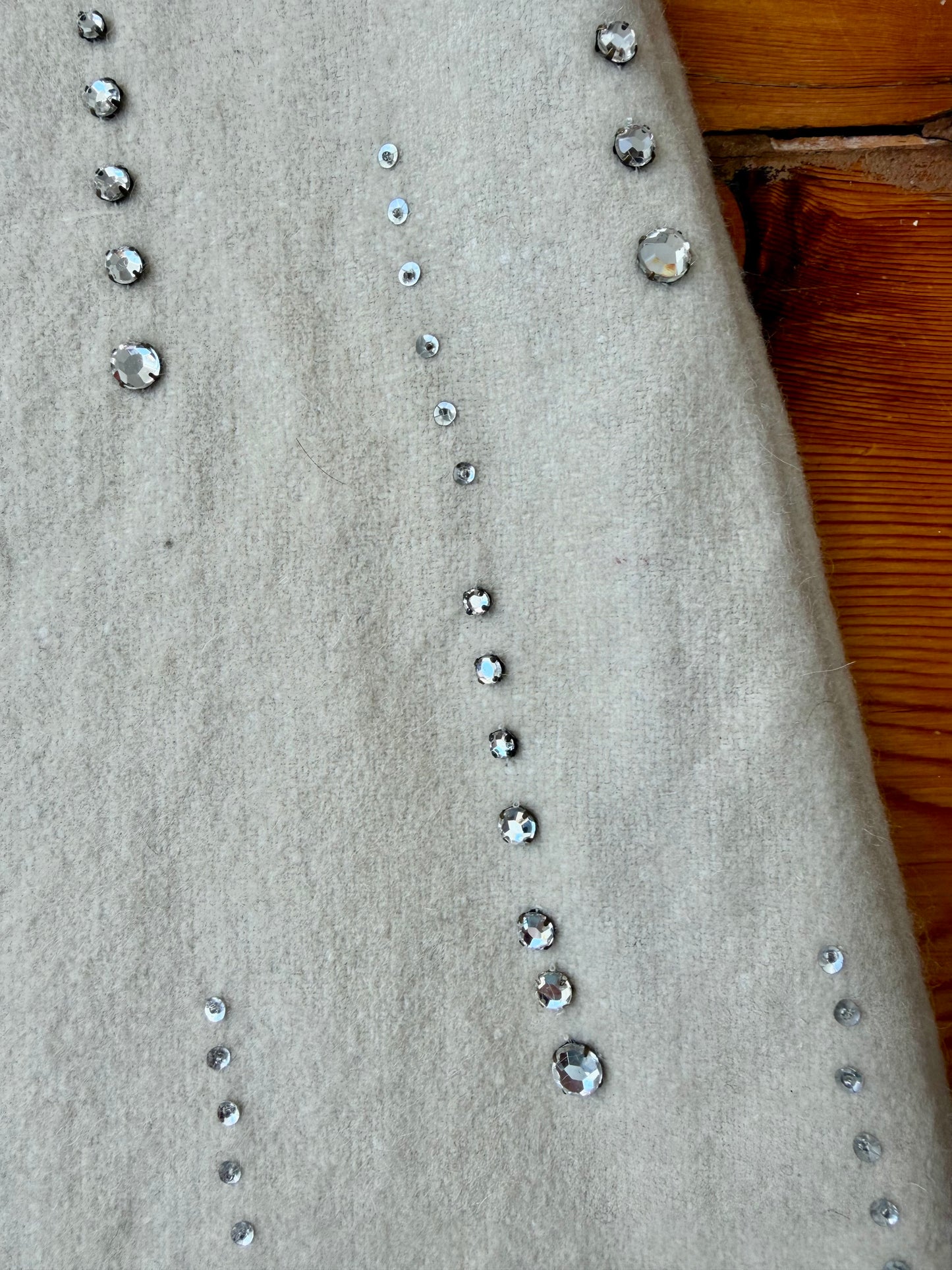 Vintage Marni F/W 2000 White Wool Skirt with Embellishments