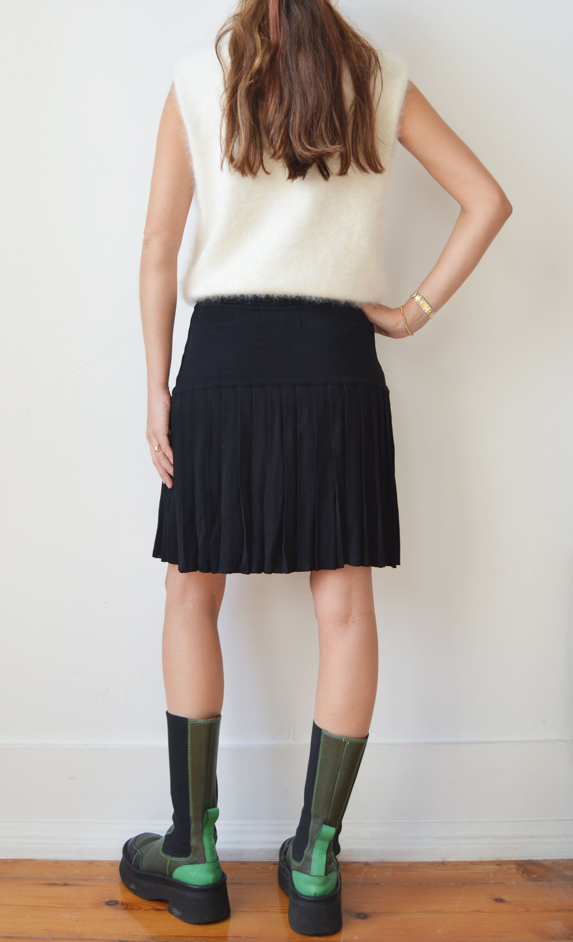 vintage angelo tarlazzi black knitted mini skirt
