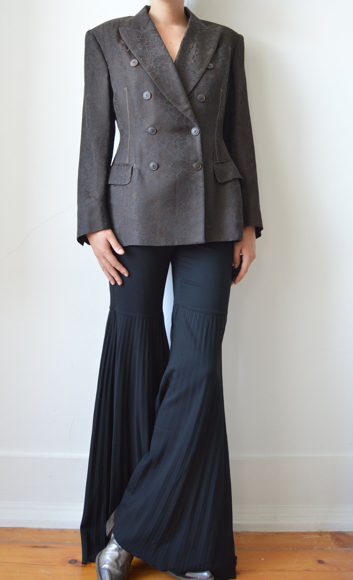 vintage dolce gabbana fw 2000 black pleated trousers