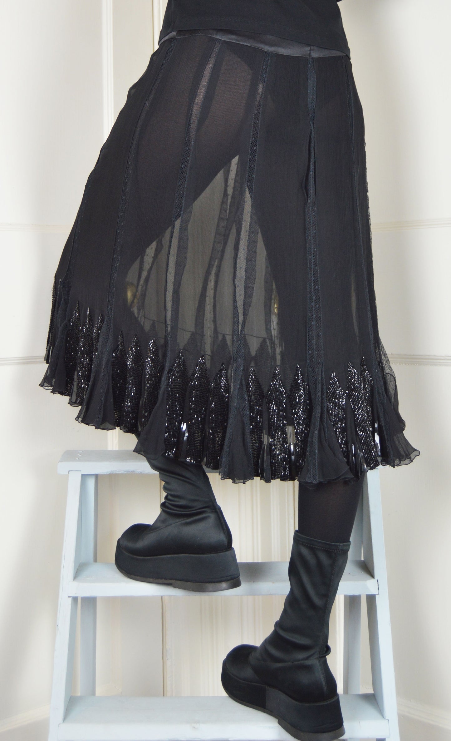 Chloe F/W 2005 Black Silk Sequinned Skirt